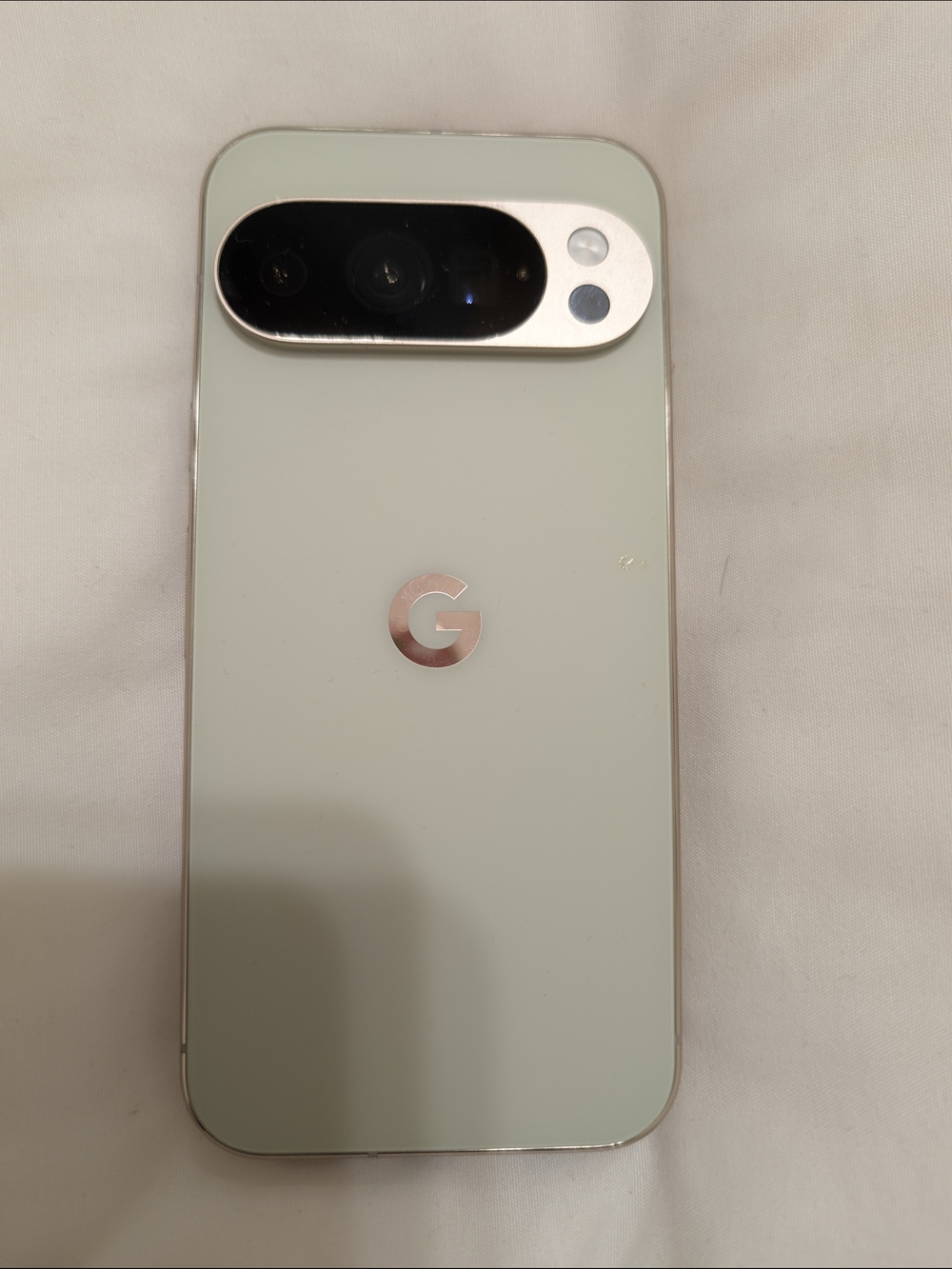 Google Pixel Phone 10 Pro - Jade Green - Picture 5 of 8